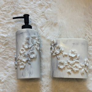 Floral White and Gray Bath Accessory Set
